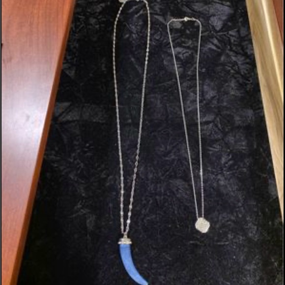 2 in 1 BEAUTIFUL NWT WHBM CONVERTIBLE DOUBLE PENDANT NECKLACE. Silver tone. - Picture 4 of 8